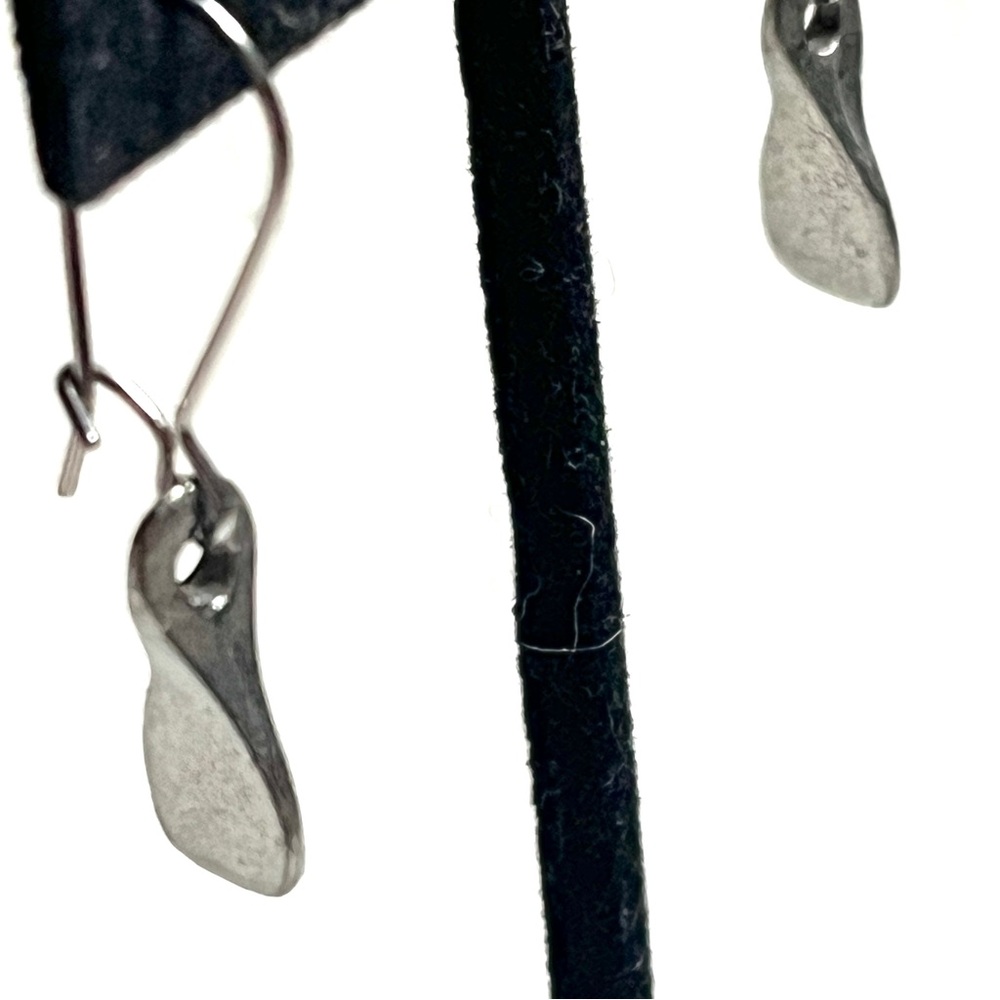 Elegant Silver Drop Earrings New